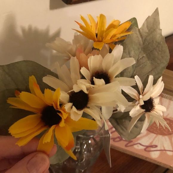 NWT Home decor 3 piece, tabletop - Picture 2 of 13